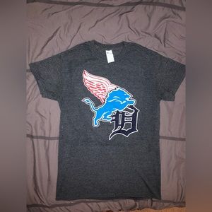 Detroit Lions, Tigers & Red Wings Adult T Shirt Small Like New